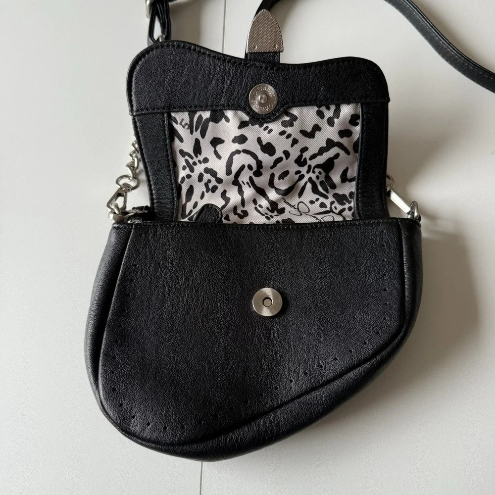 Jessica Simpson Black Crossbody Handbag Adjustable Strap Saddle Silver‎ Hardware